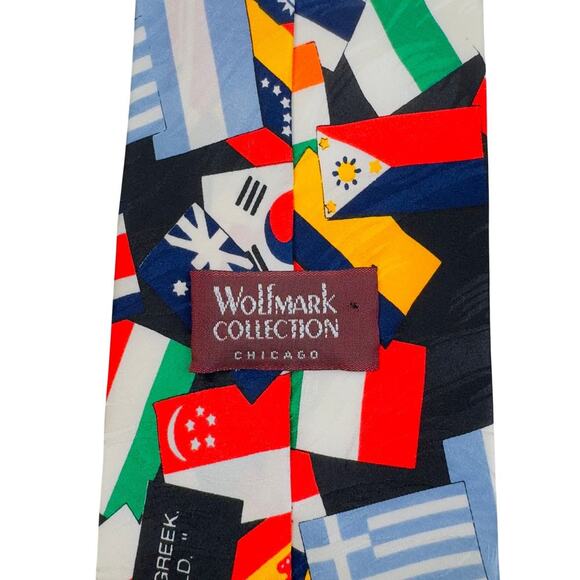 Woolmark Collection 100% Silk Multi-Color International Flag Print Tie - Picture 5 of 7